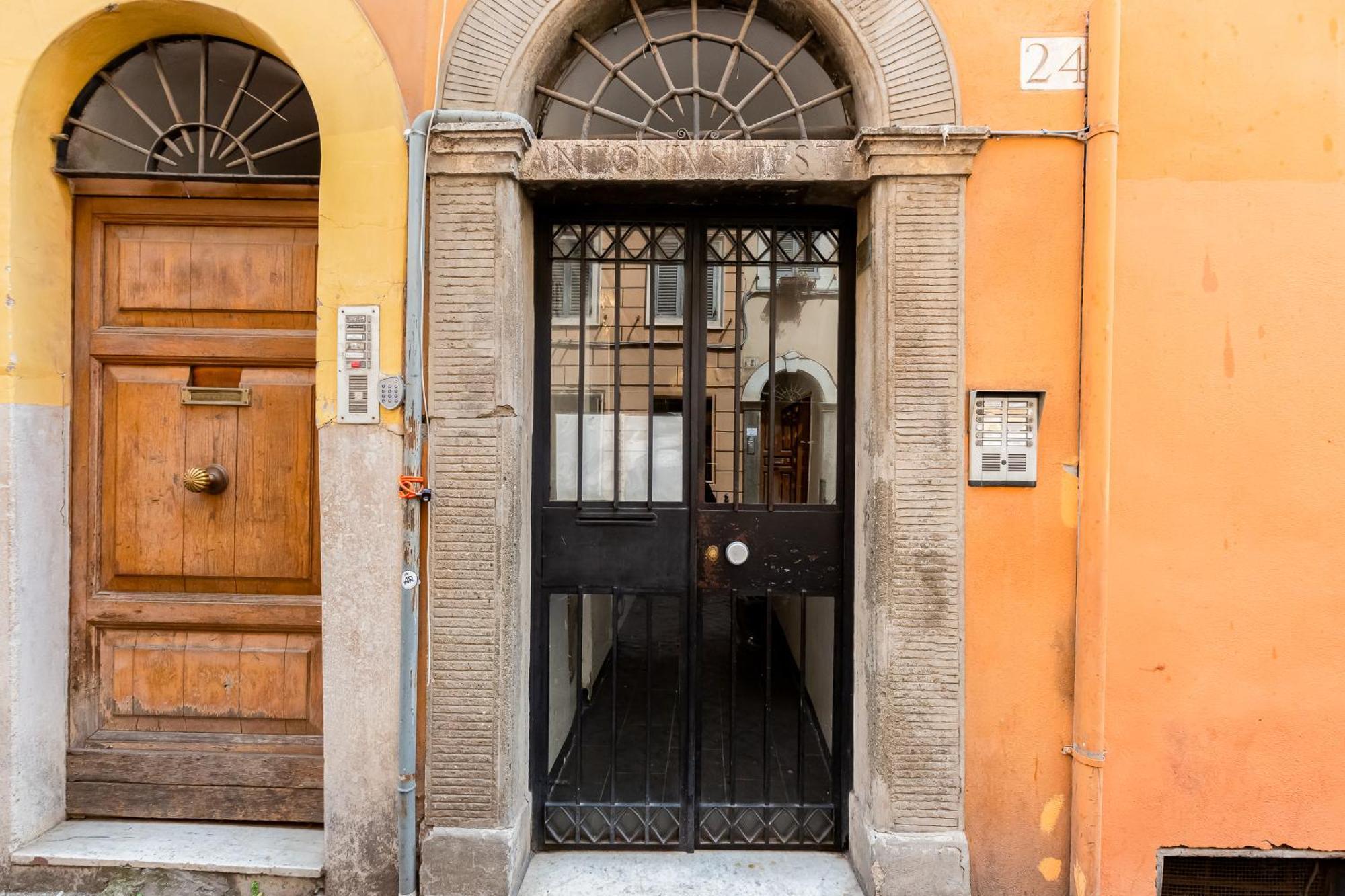 Urbana 24 Rome