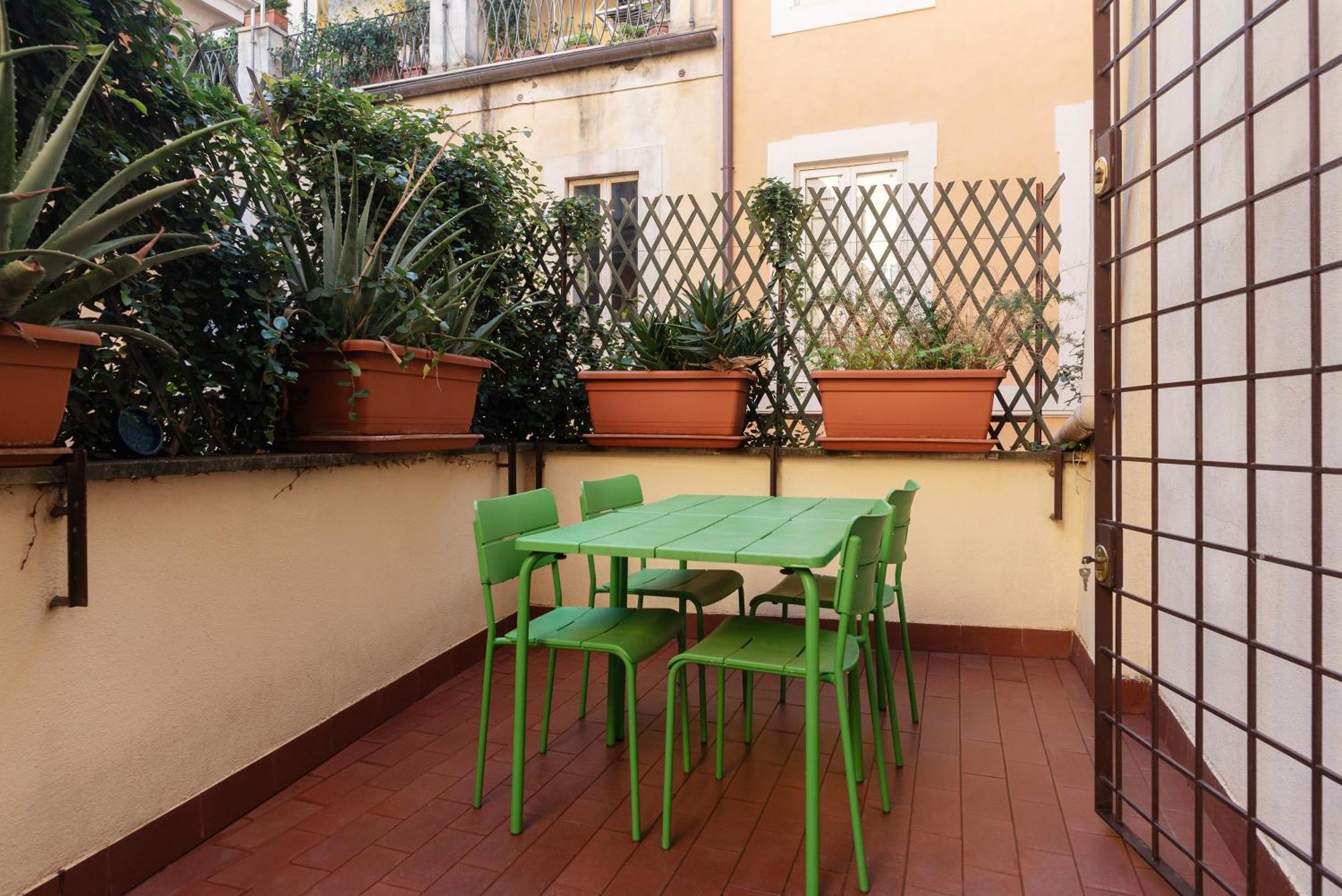 Apartamento With Terrace Near Piazza Navona - Fromhometorome