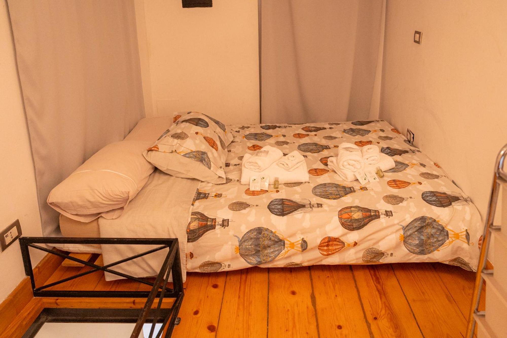 Homehouse Serpenti - Colosseum - Rione Monti Roma