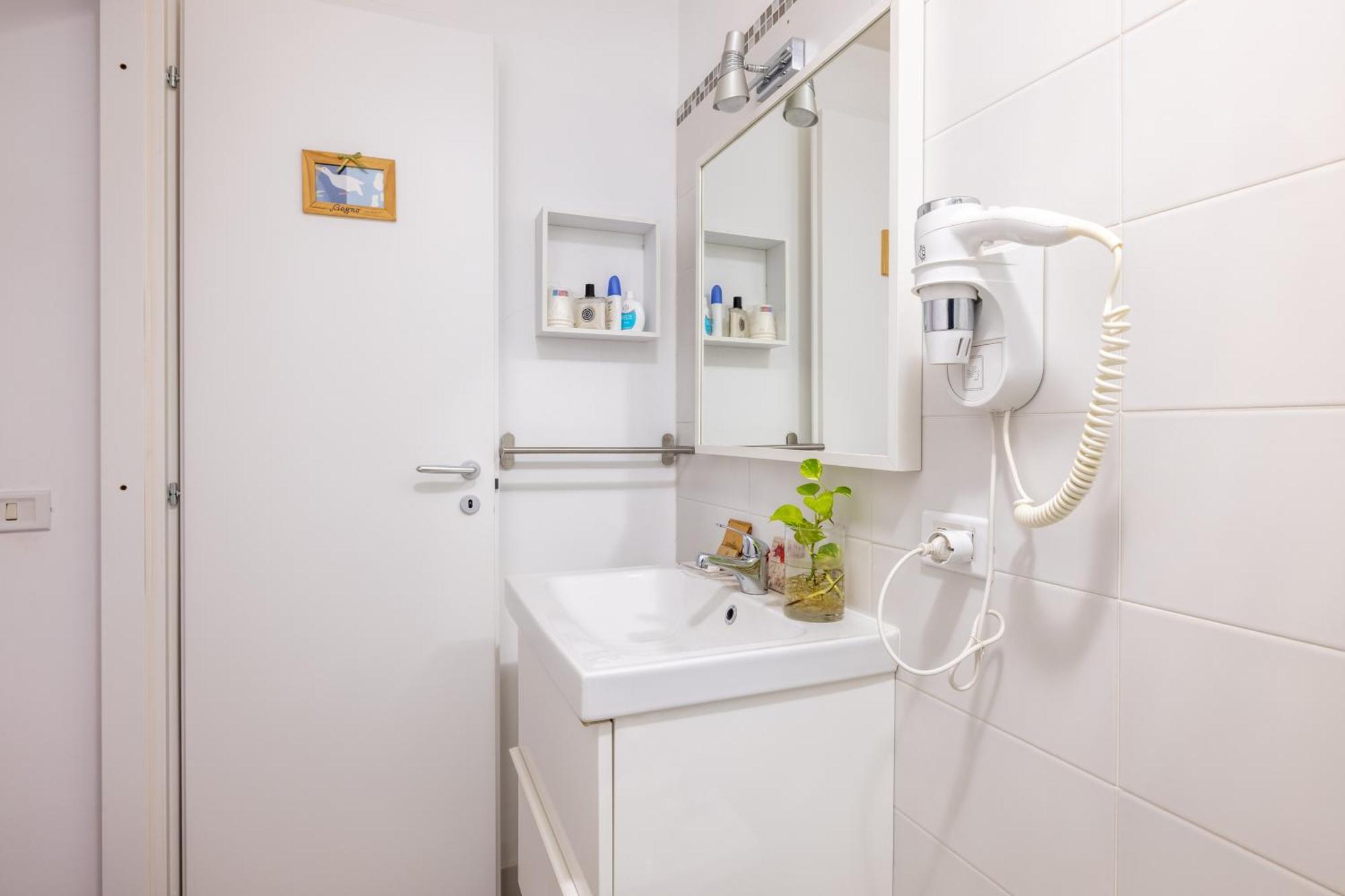 Monti Apartment *