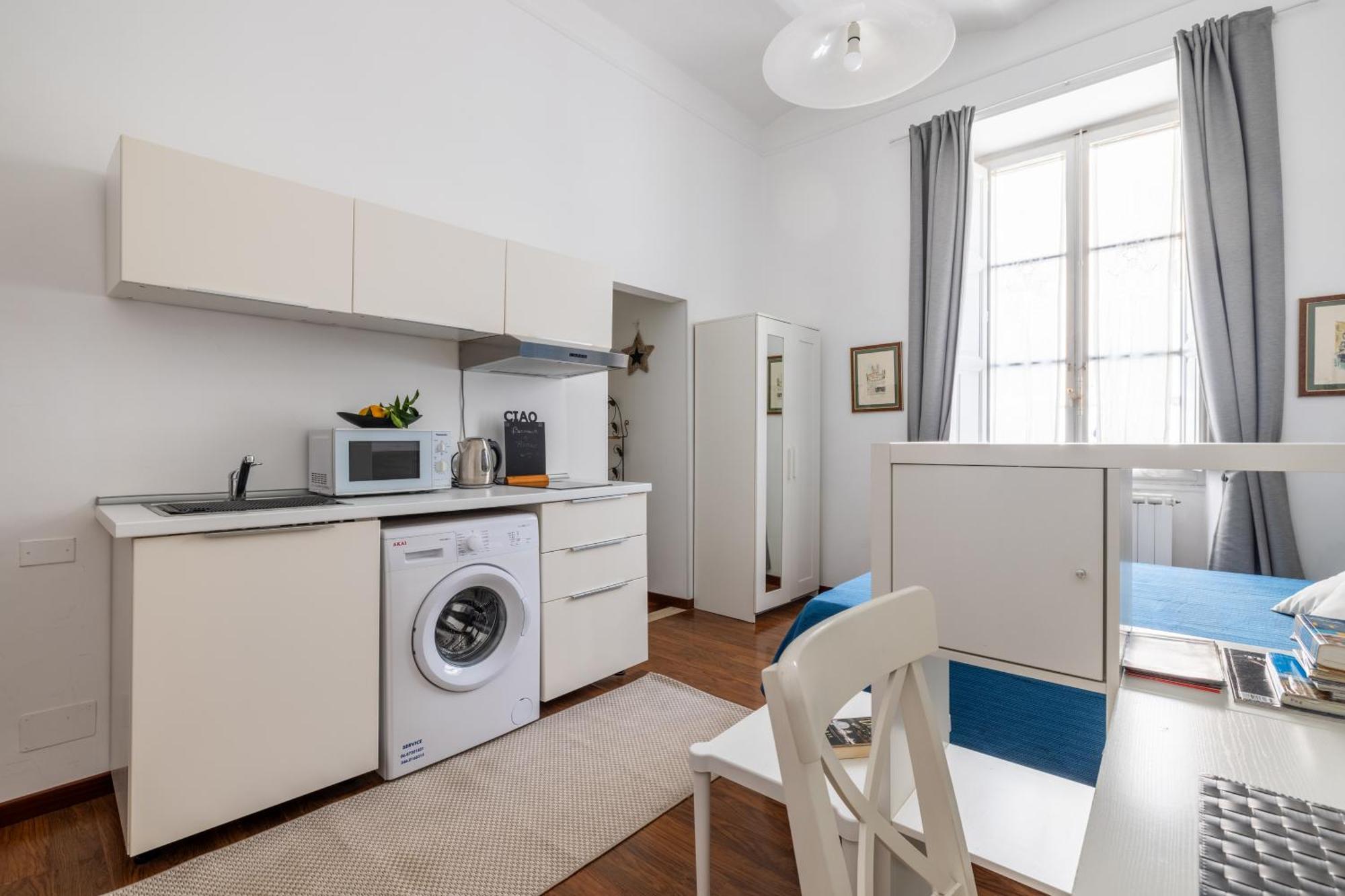 Monti Apartment *