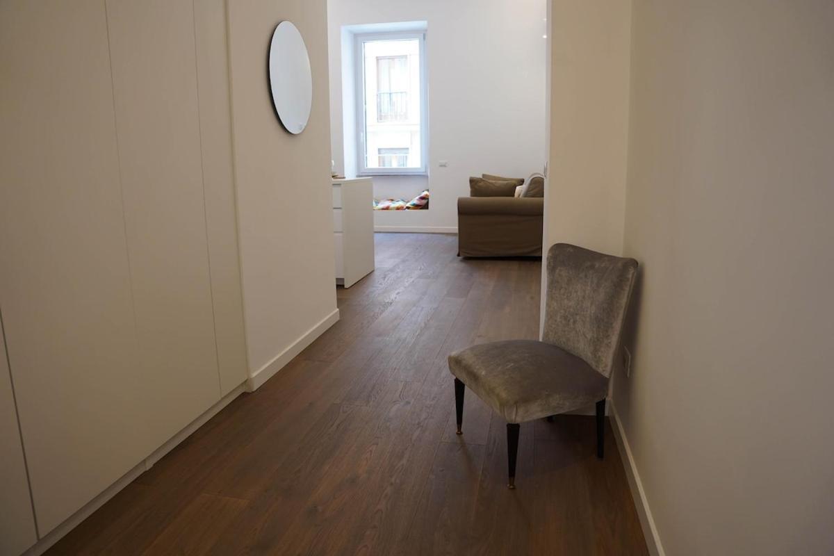 Apartment Carlo Alberto Rome