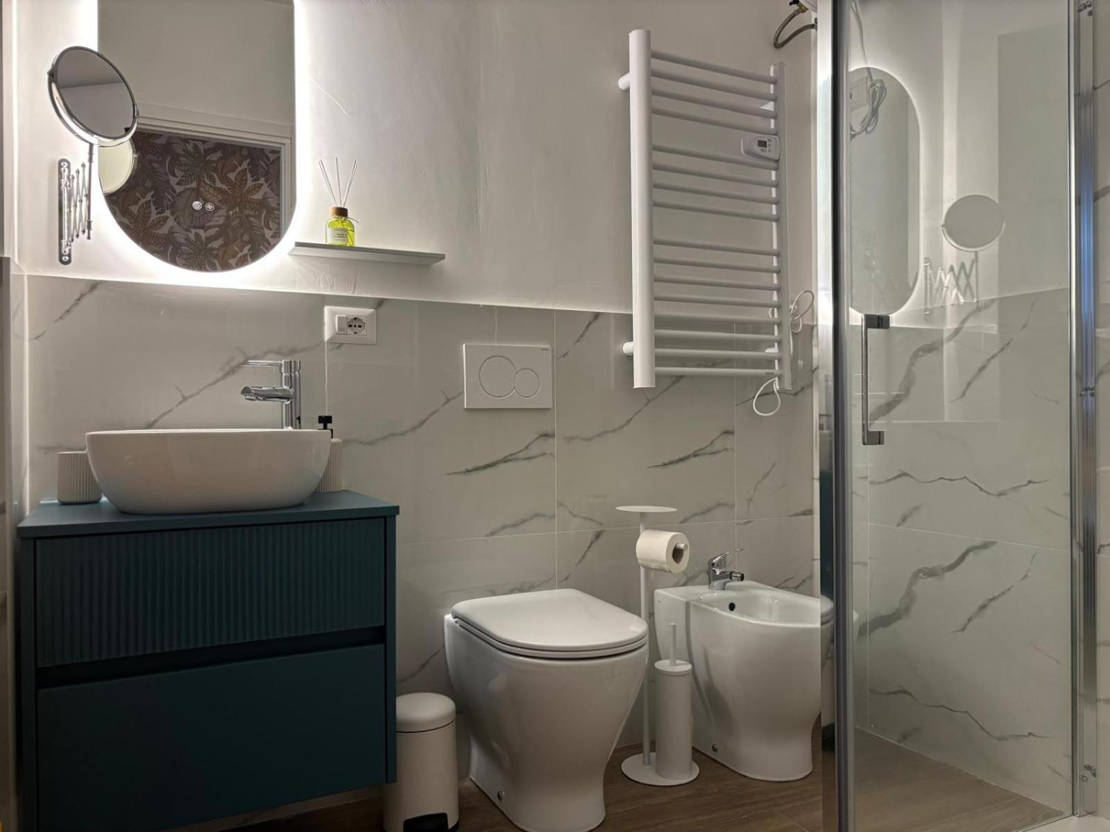 Apartment Aulo Plauzio Rome