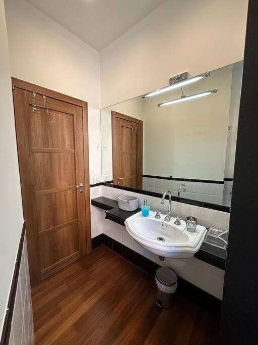 Apartment Licinia's Luxury Rome