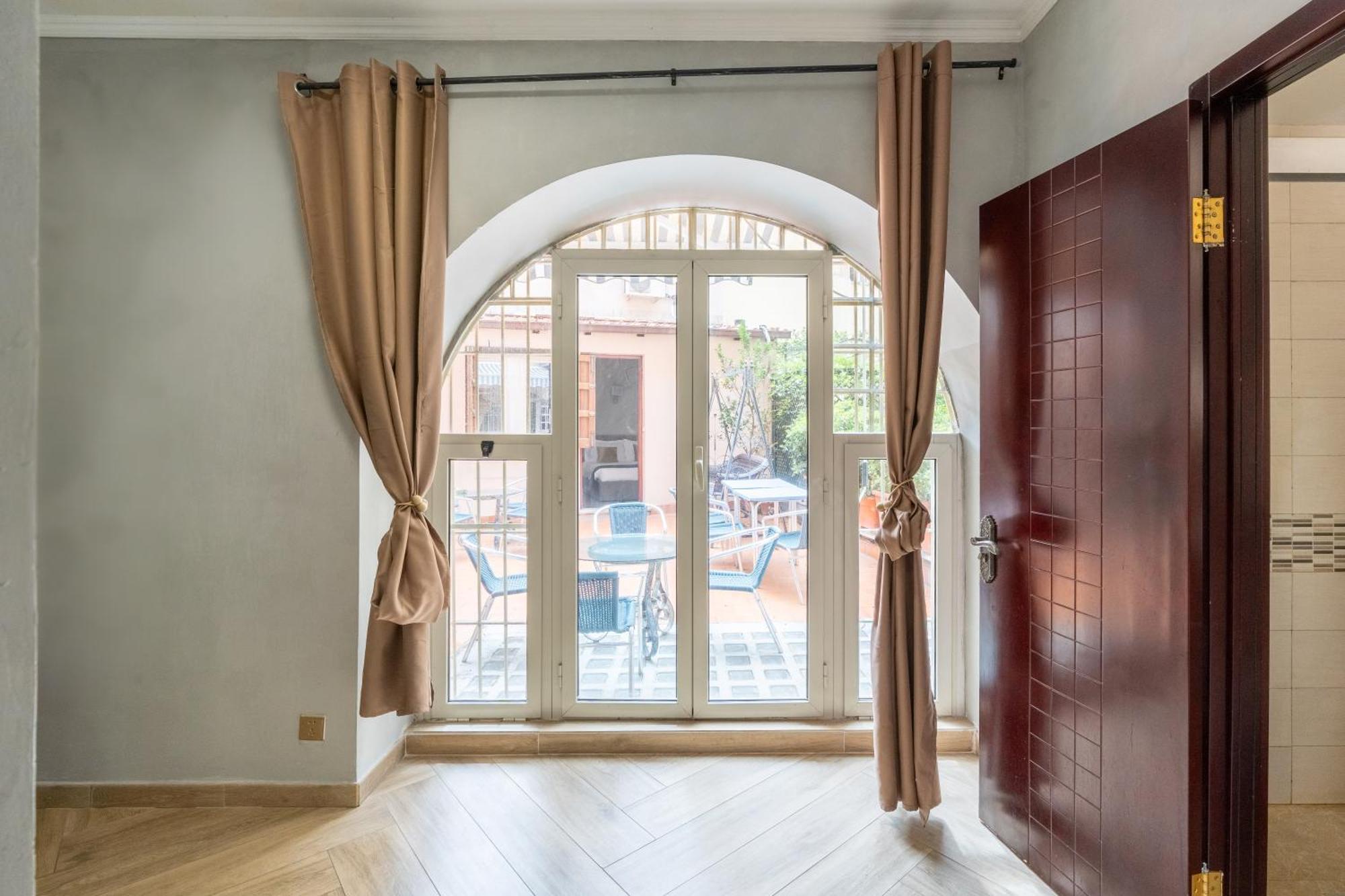Guest house Portafortuna - Close To Colosseum Rome
