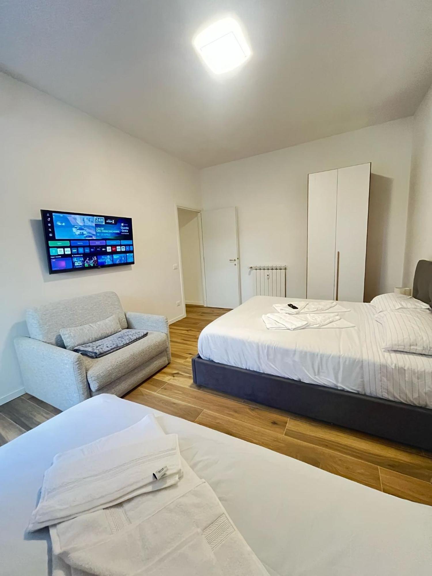 Casa Miseno, Independent Near Metro B Appartement Rome