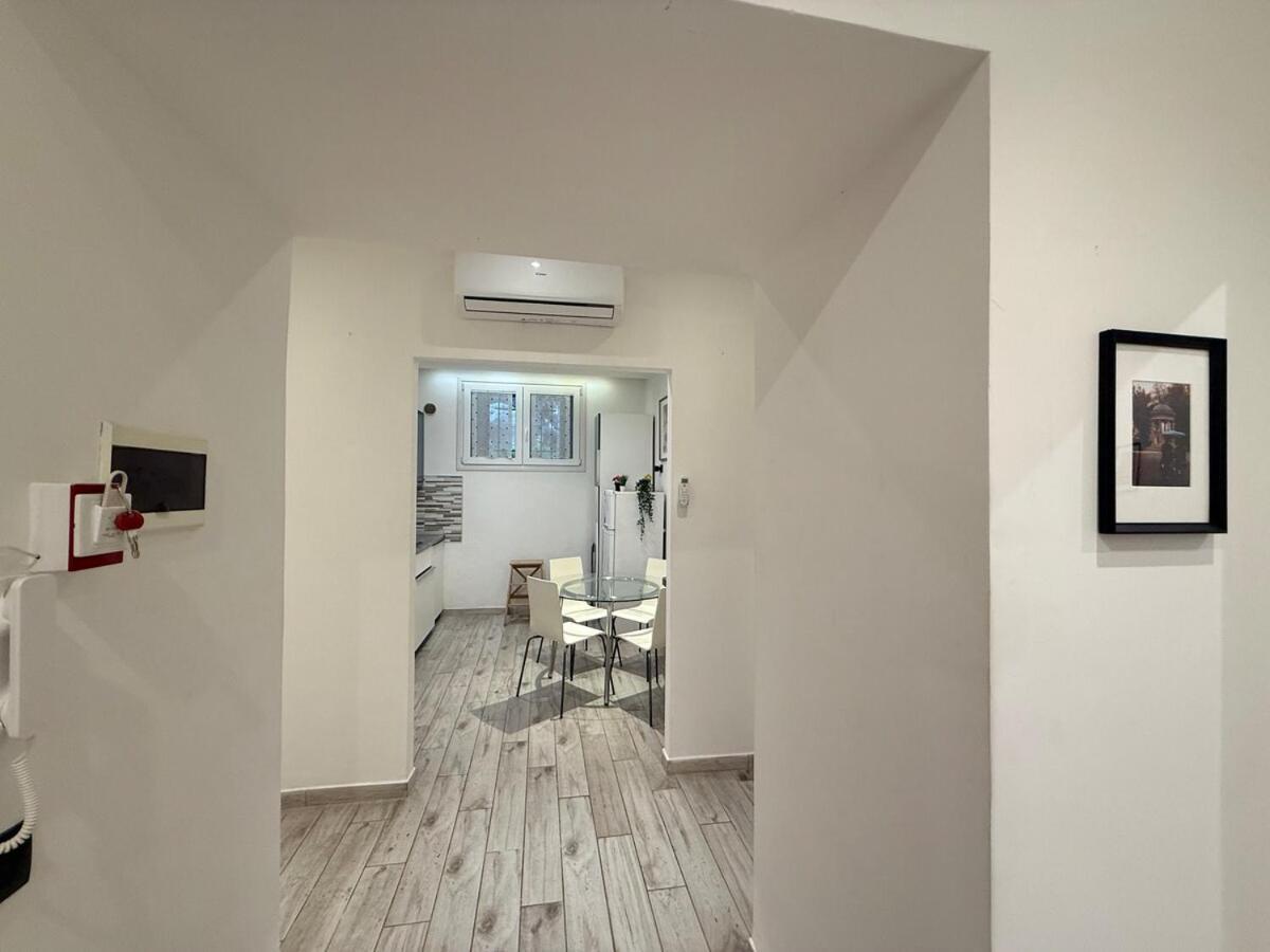Stazione Trastevere Apartment