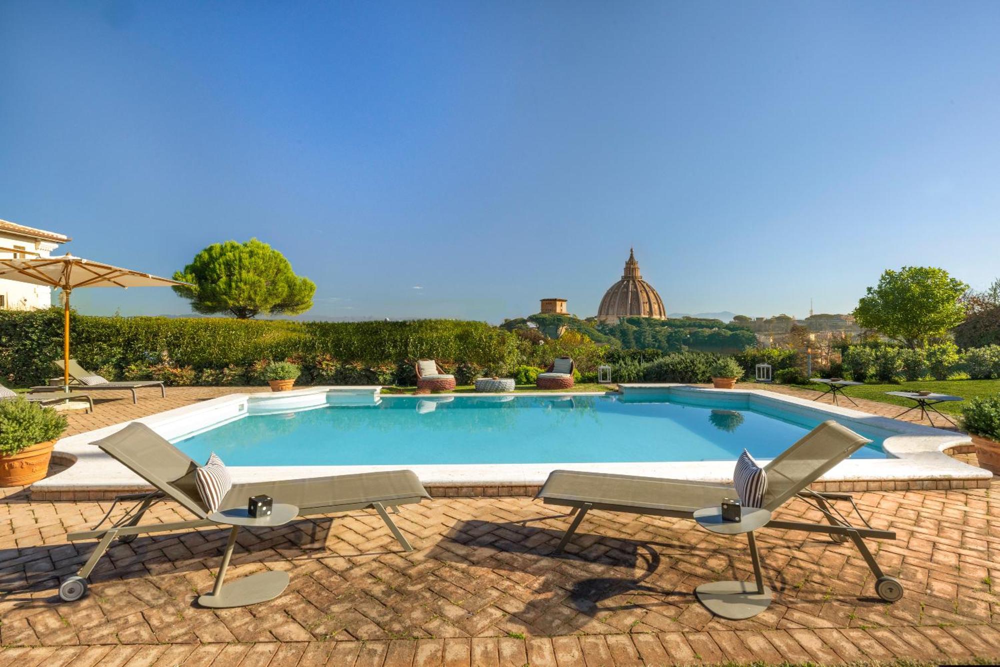 Torre Della Luna Lusso, Privacy E Piscina Con Vista Su San Pietro *
