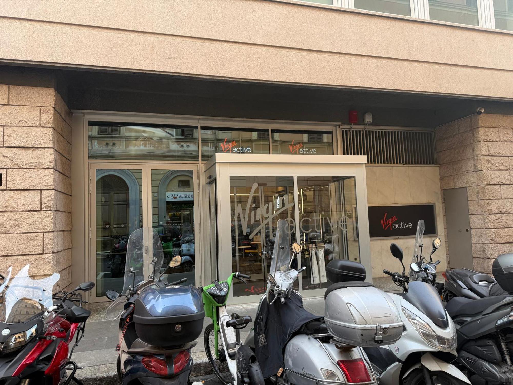 Apartment Domi 10 Apartment, Stazione Termini, Via Curtatone 12