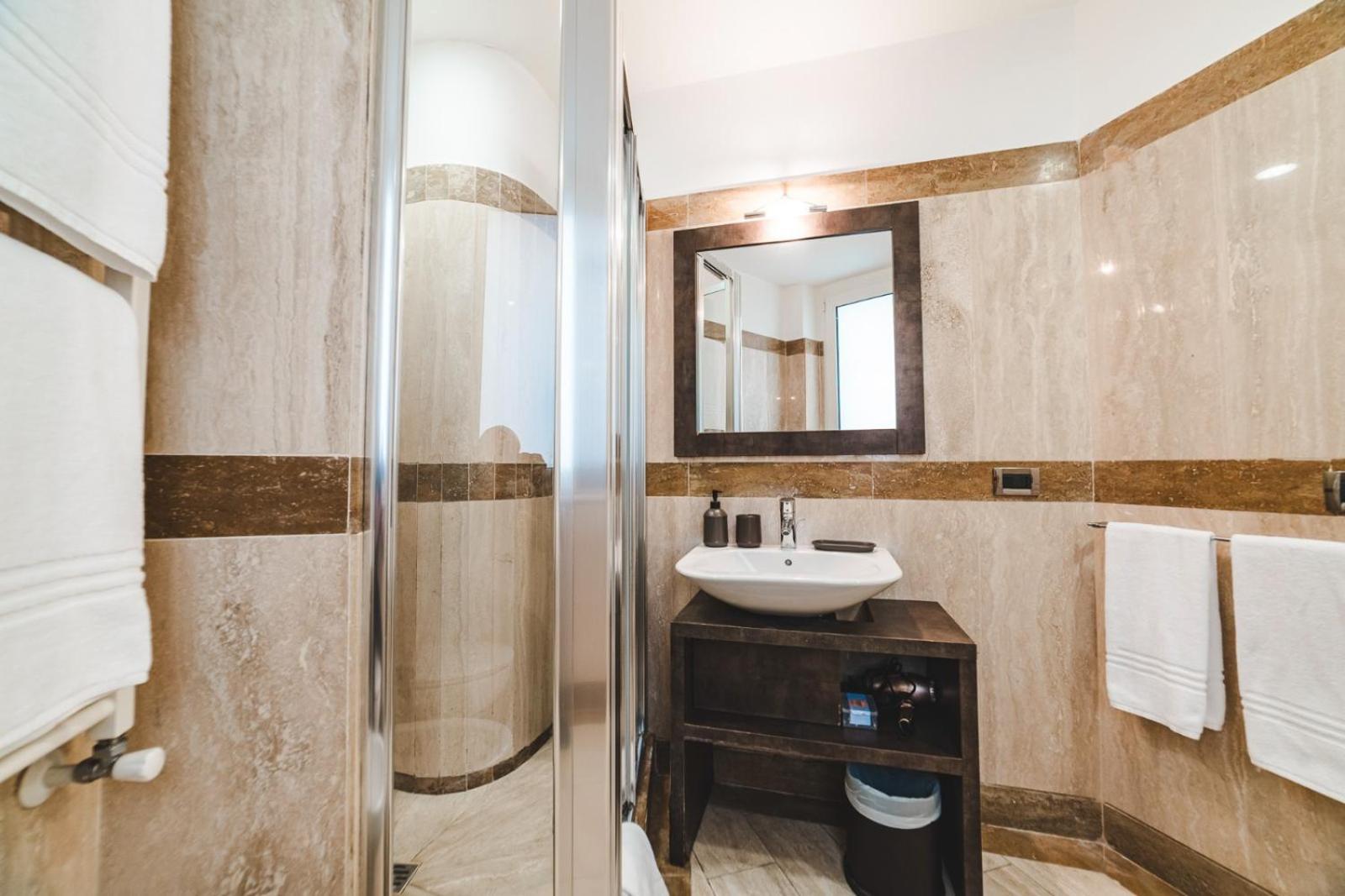 Apartment Elegant Vallombrosa 55 *