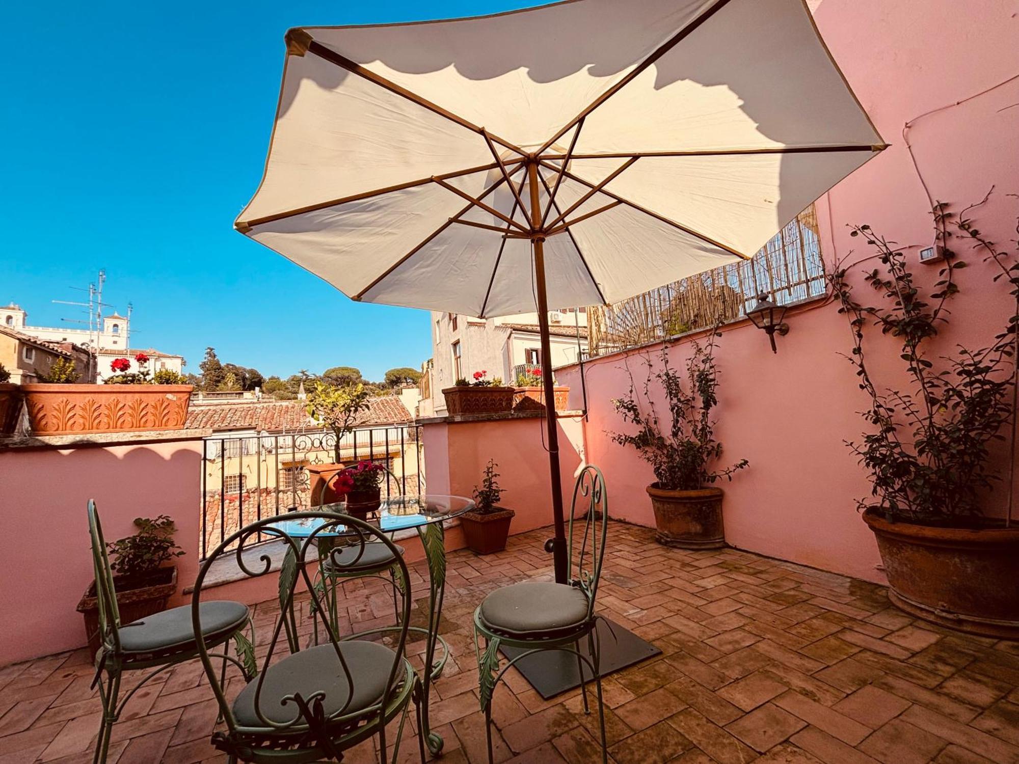Paradiso Borgia Apartment