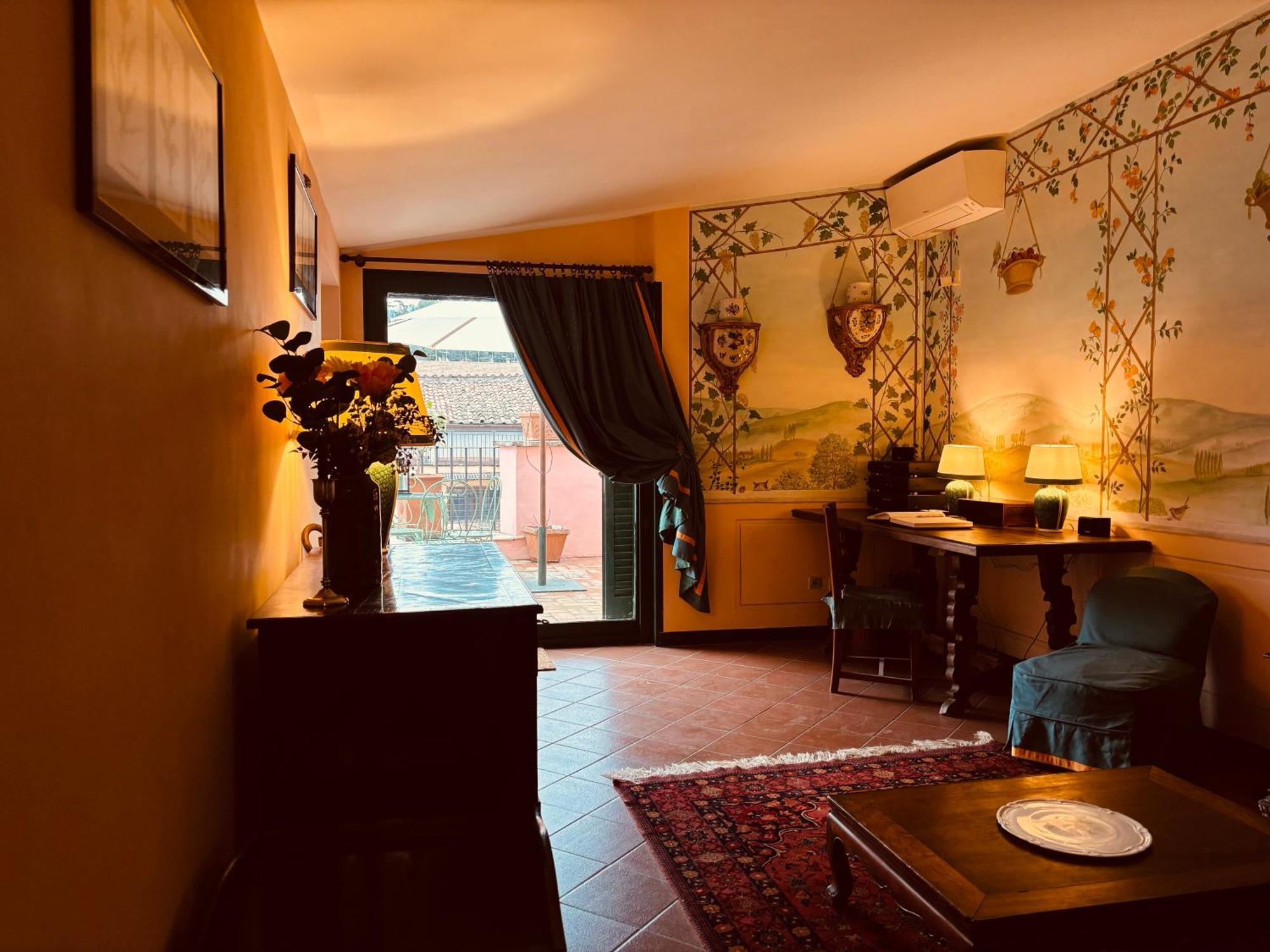 Paradiso Borgia Apartment *