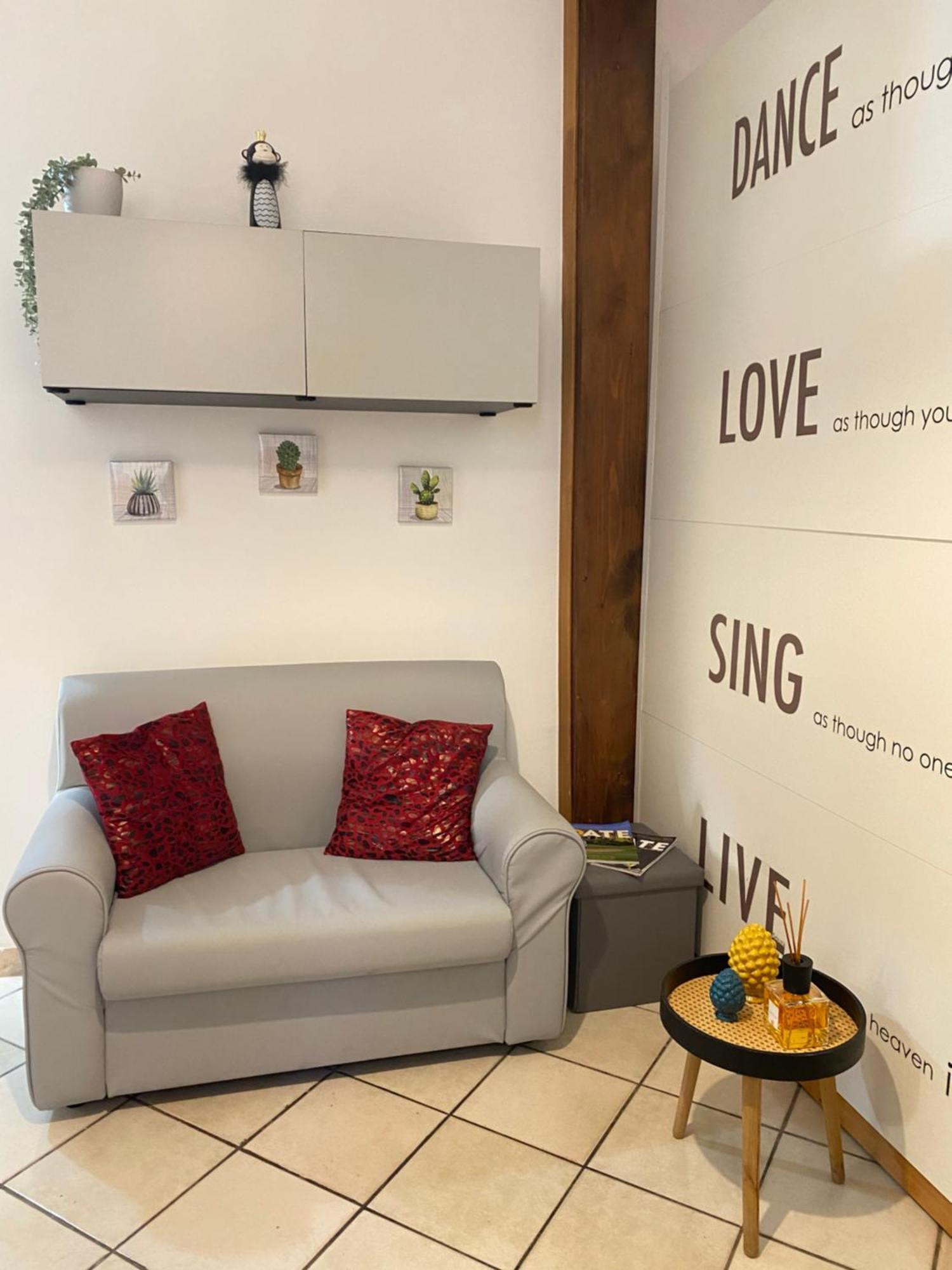 Apartment Easy San Pietro *