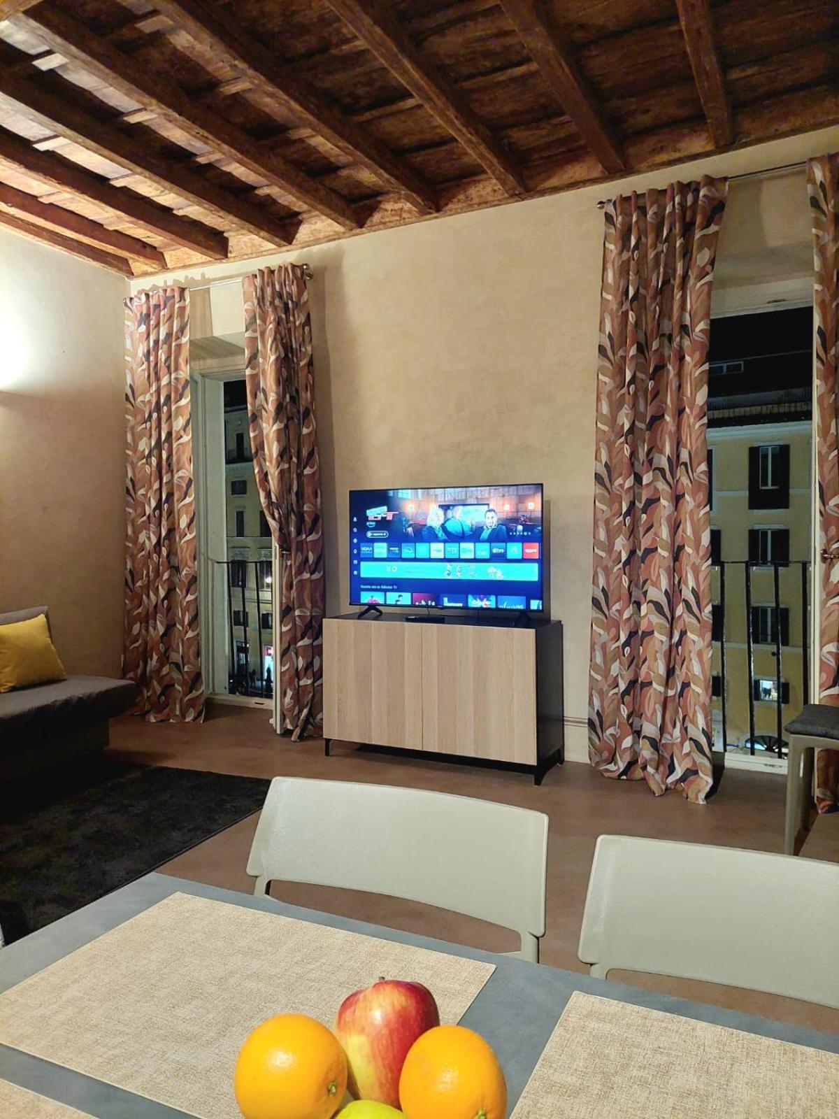Apartment Pantheon In Finestra Rome