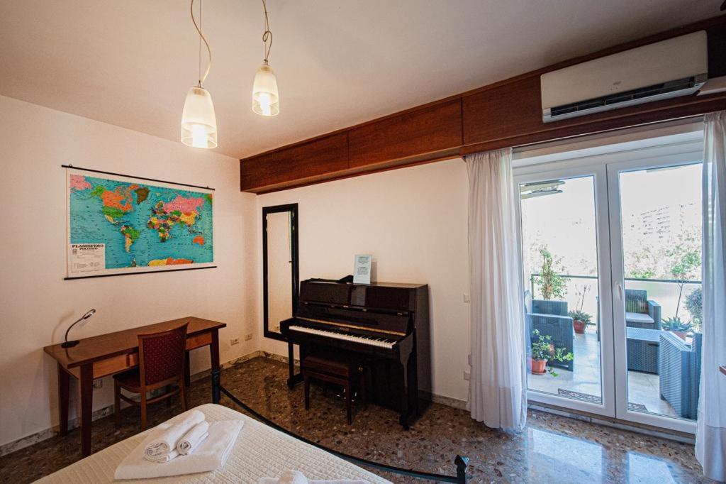 Naveen's House Casa Apartment Rome
