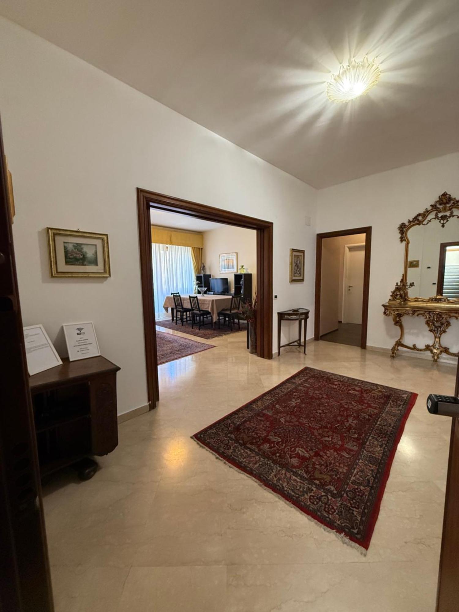 Dama St Peter Guest house *