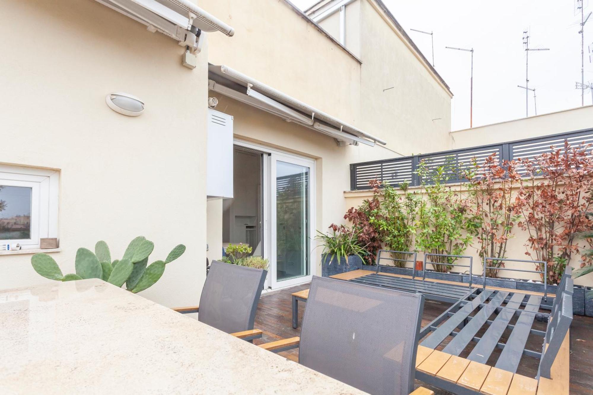 Apartment Elegant Metro A - By Openroma Rome