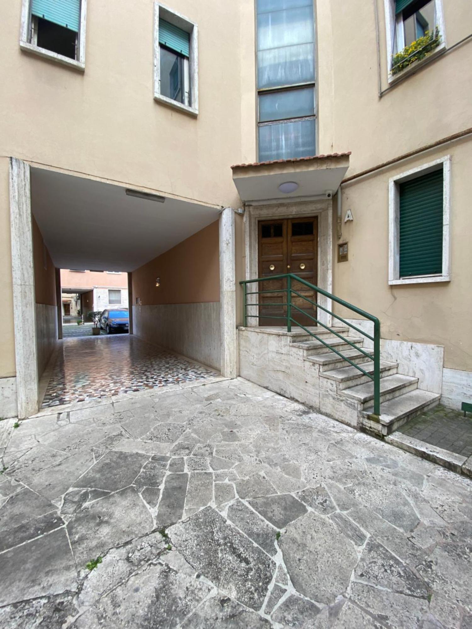 Apartment Apuania 12 Rome