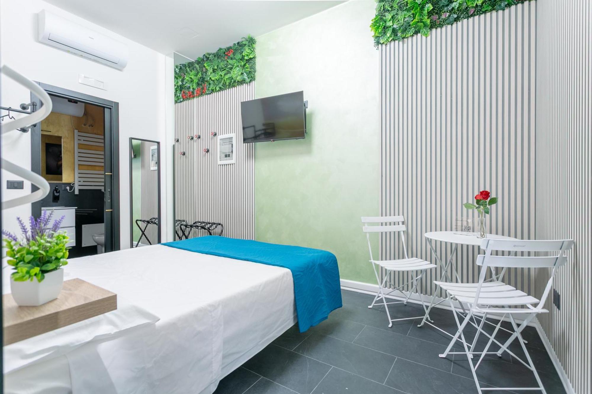 Le Regine - - Adult Only Guest house *