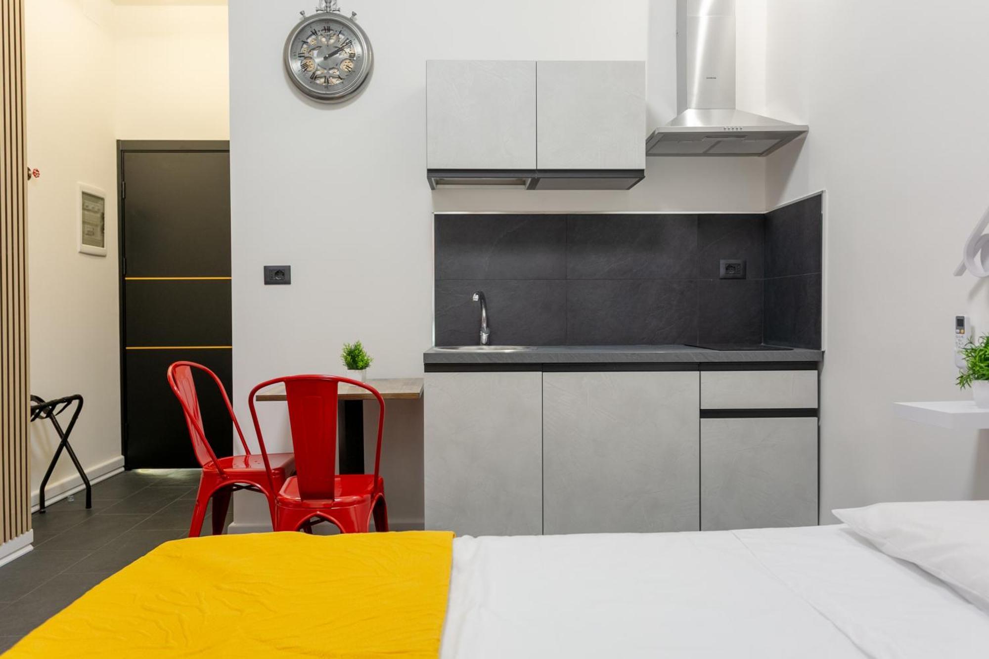 Le Regine - - Adult Only Guest house Rome