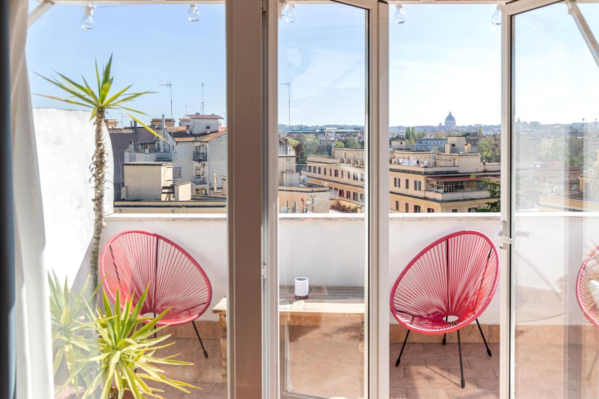 Apartment Terrazza Donatello - Rome's Skyview Loft