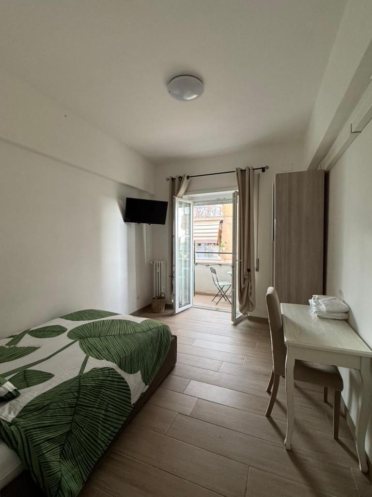 Grazioso Tiburtina - 3 Bedrooms * Rome