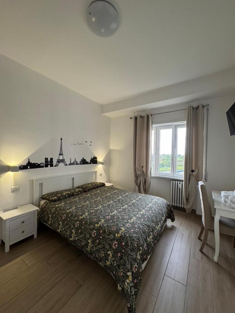 Grazioso Tiburtina - 3 Bedrooms * Rome