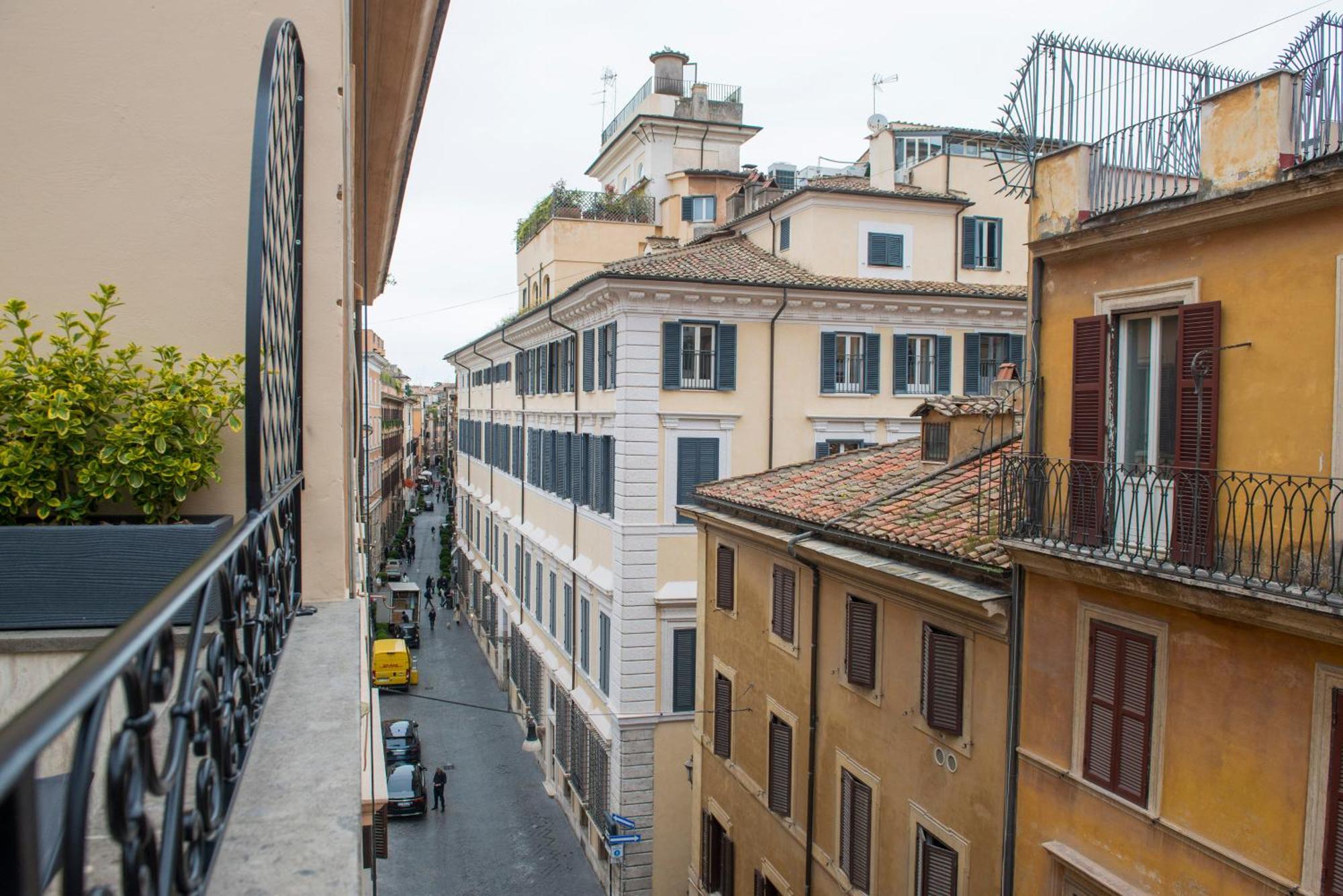 Bocca Di Leone Luxury Rome