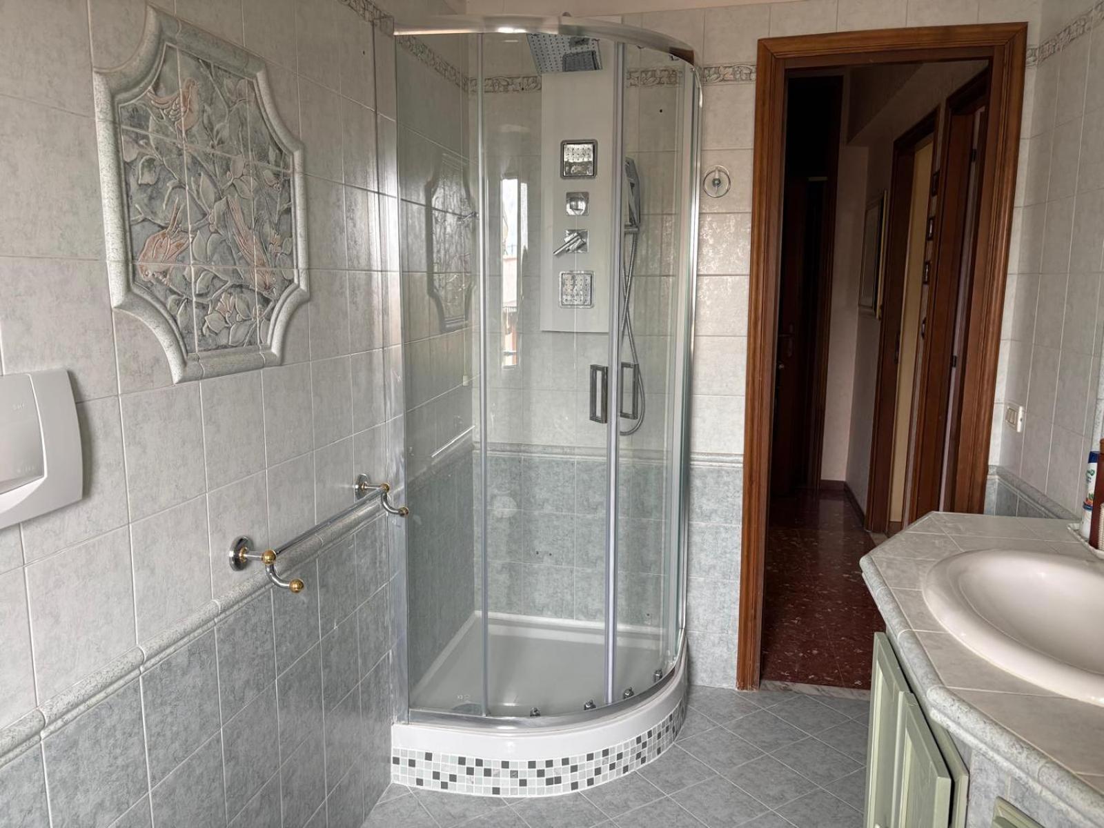 Casa Maresa Family House Metro A Apartment