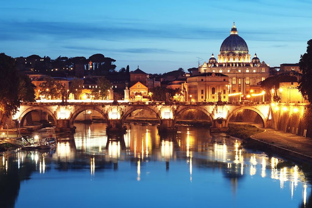 Over The Tiber Loft Apartment