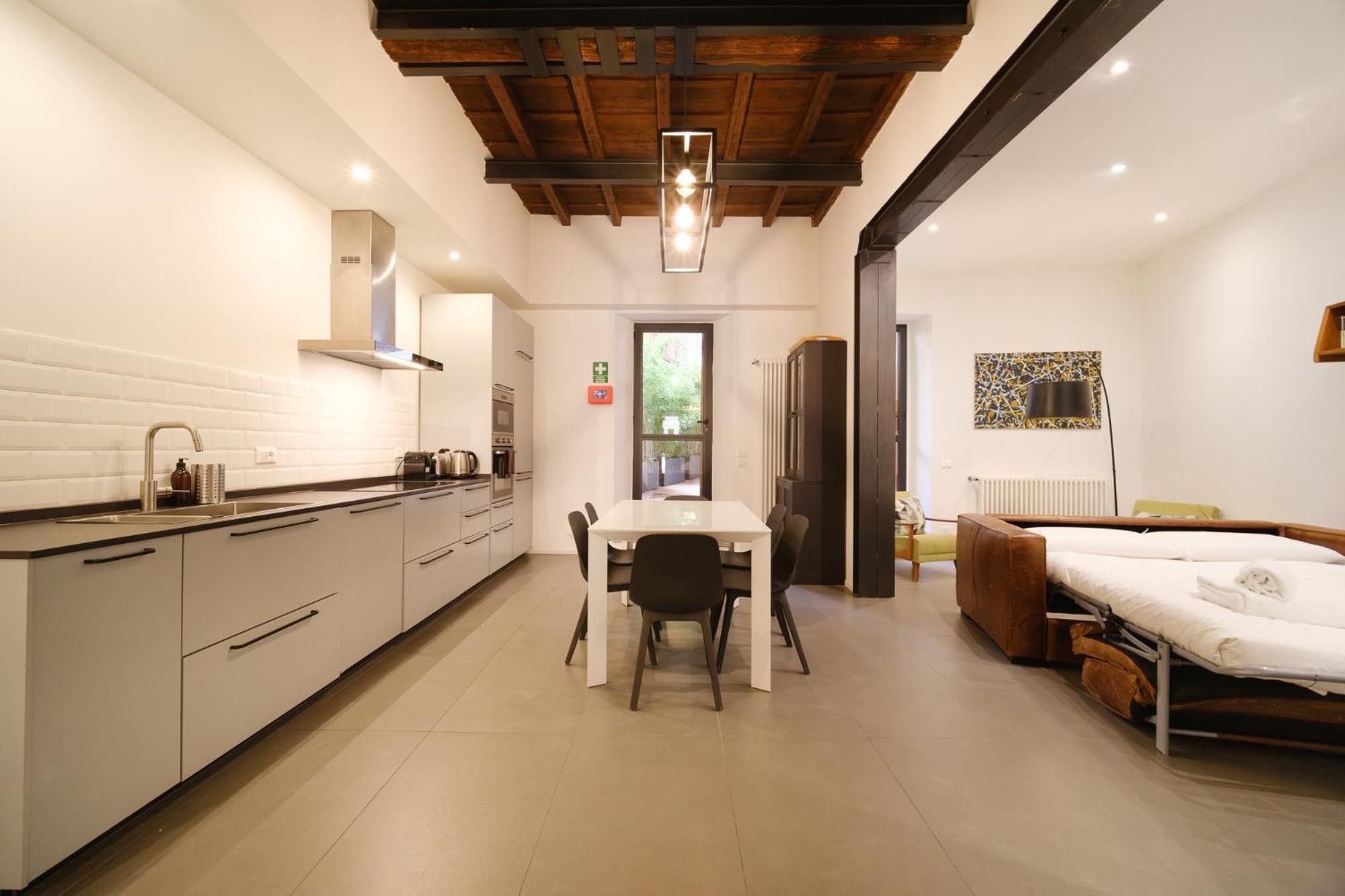 Golden House Buddyrent Rome
