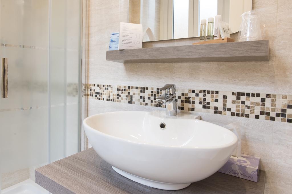Domus Trevi 3*