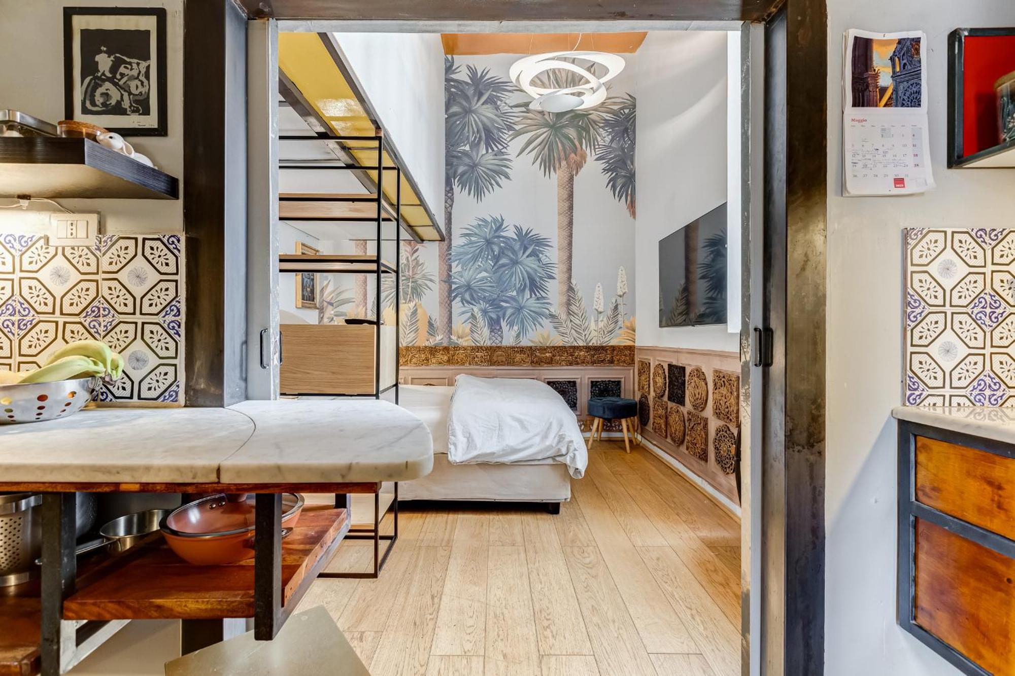 Apartment Penthouse In Exclusive Borgo Pio District