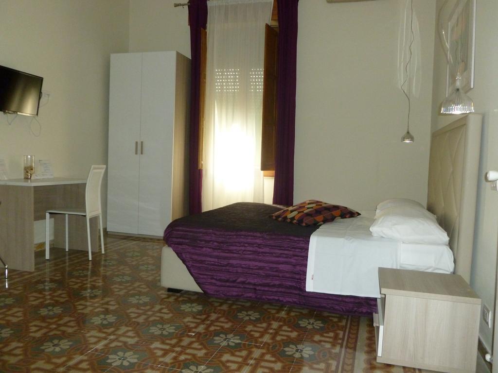 79 Relais 2*