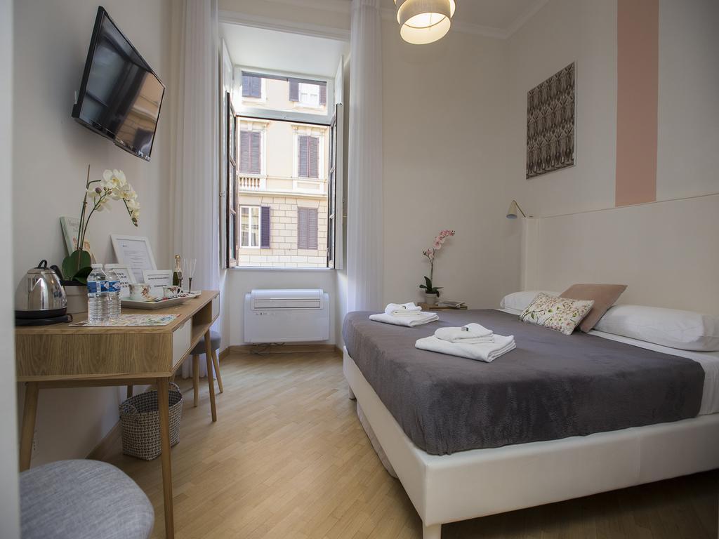 Al 7 Rooms 3* Rome