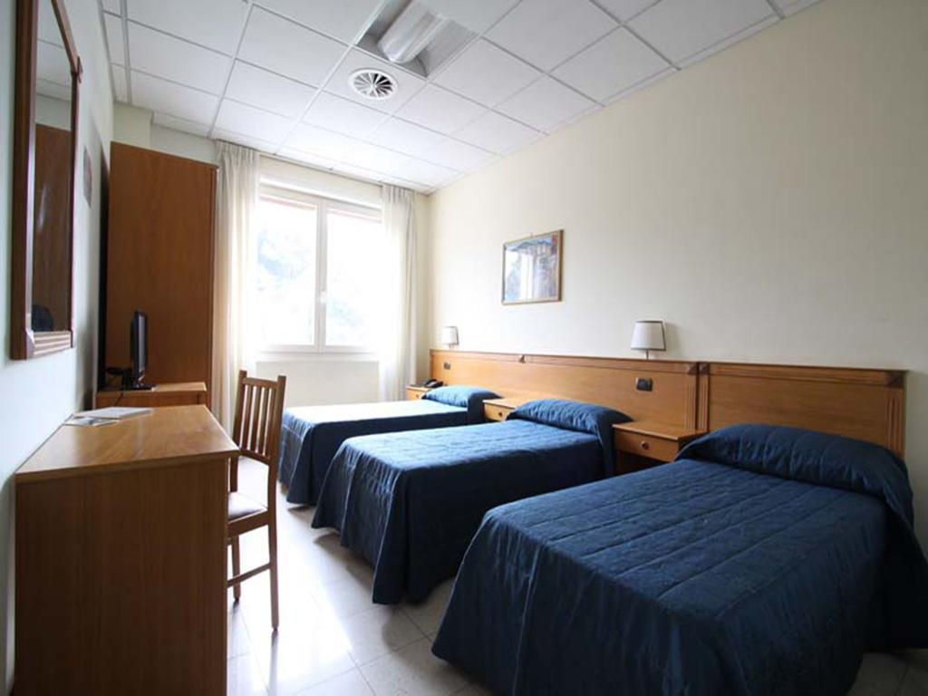 Maria 4* Roma