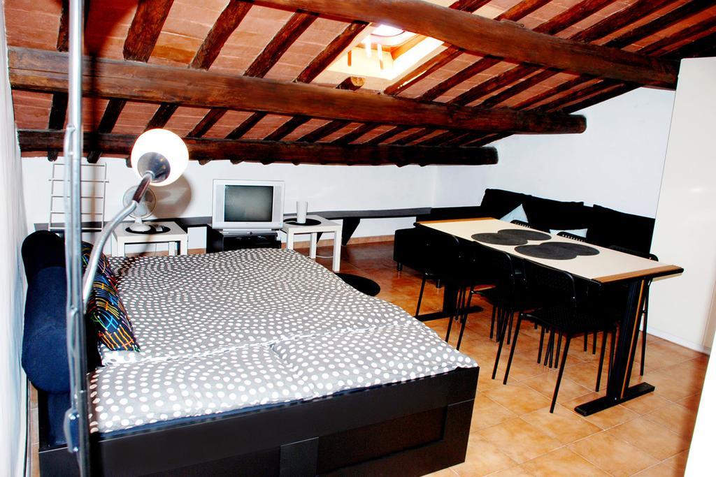 Center Attic Penthouse Apartment Rome