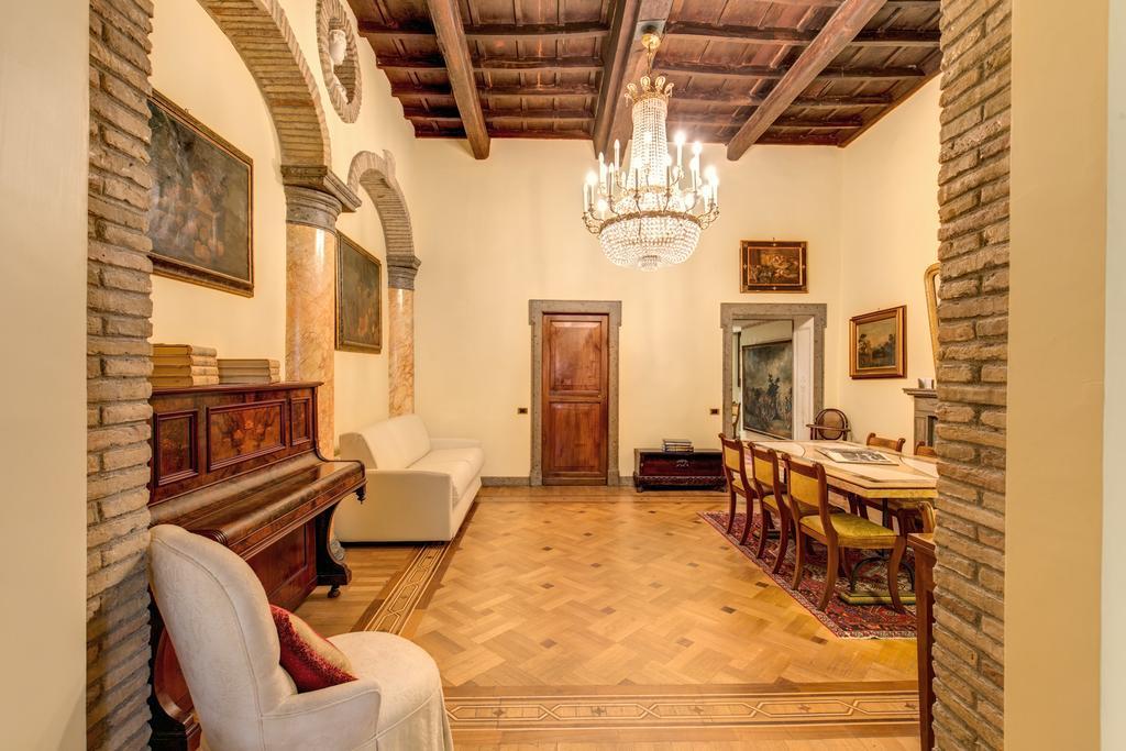 Royal Apartment Rome