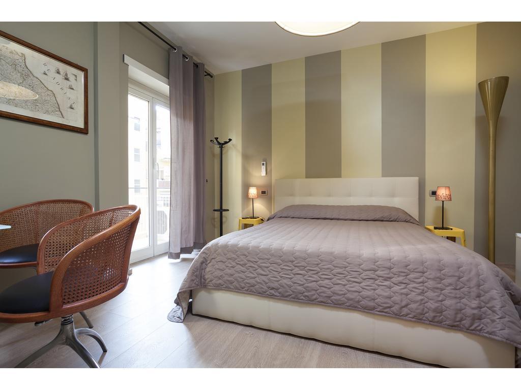 Alex's Guest house *