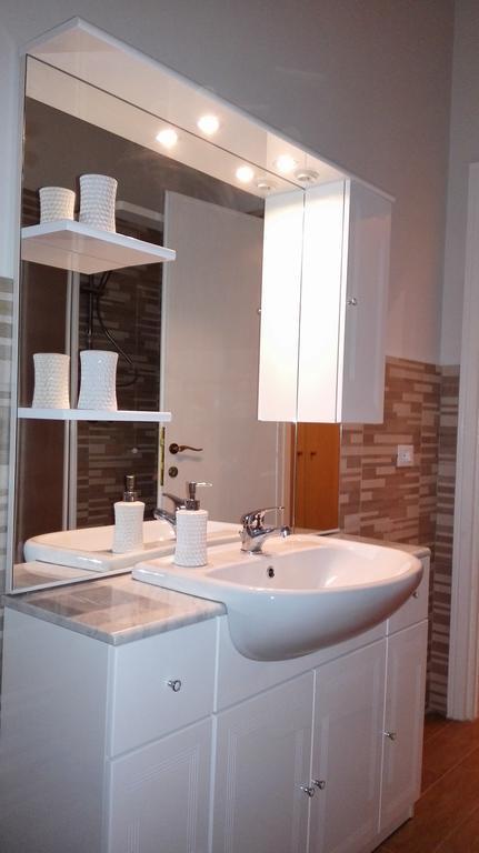 Sweet Apartment *