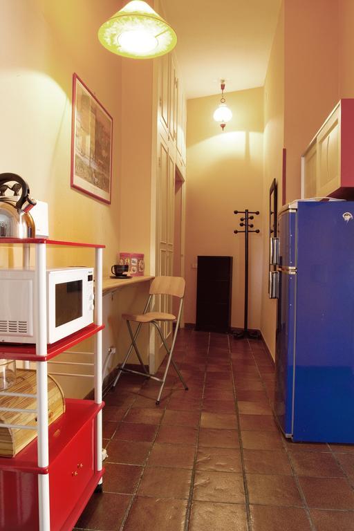 Alice's Place Apartment
