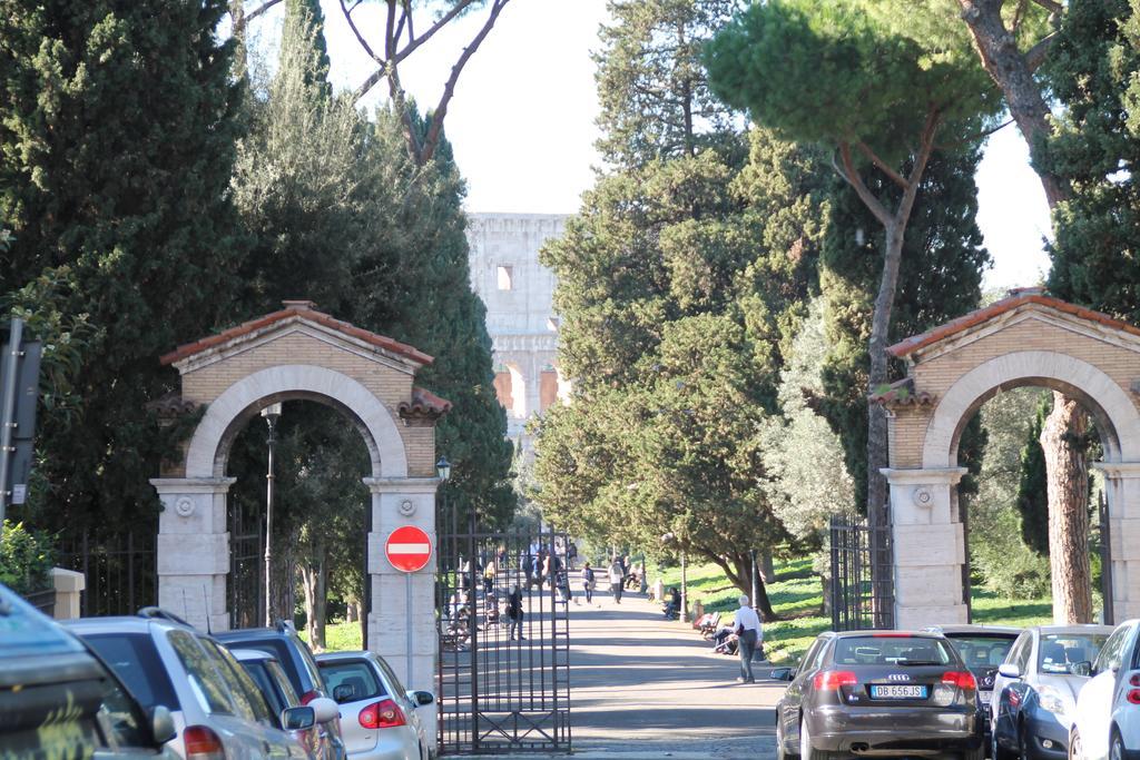 Domus Farnese
