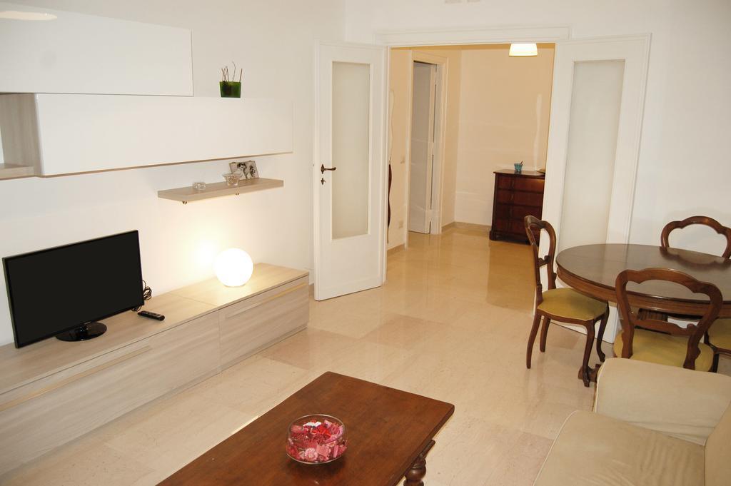 Vatican In The Moonlight Apartment Rome
