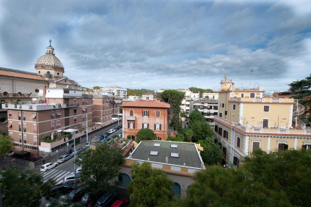 Bed & Breakfast Domus Castroni Pompeo Magno