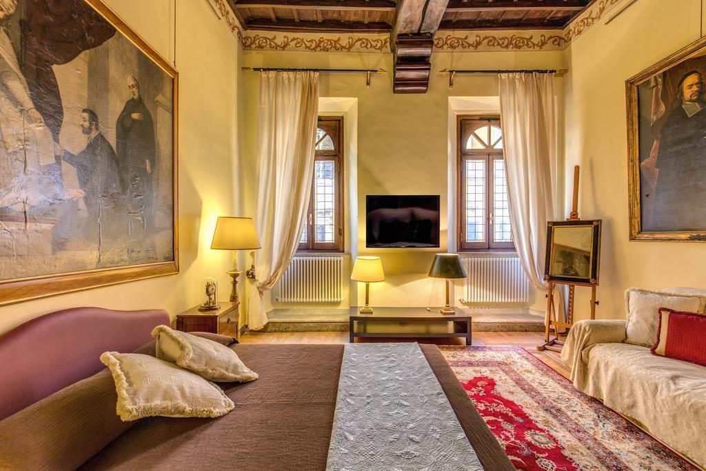 Apartment Royal