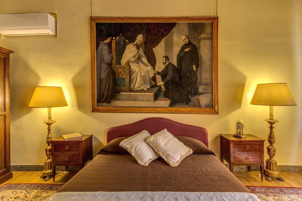 Royal Apartment