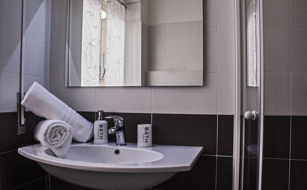 Domus Raffaello 3*