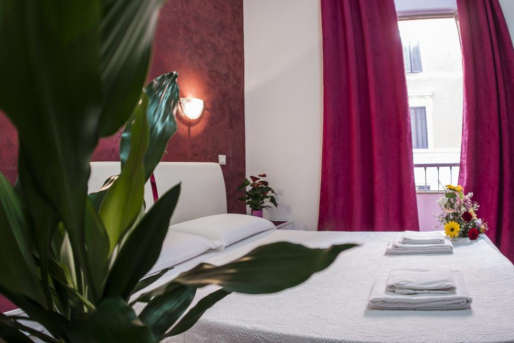 Gio' Bed & Breakfast Rome