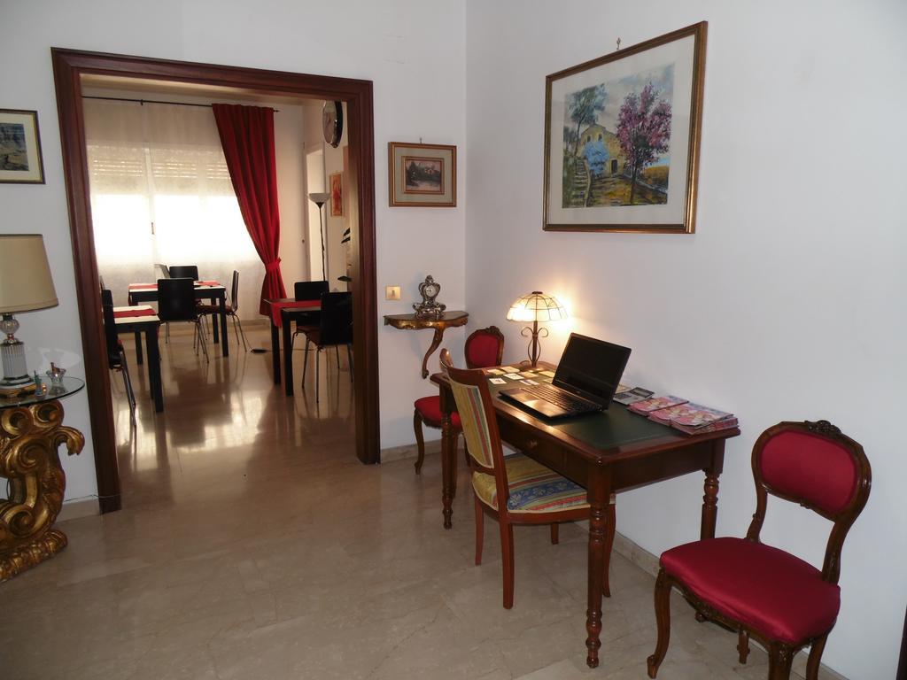 Romoletto Acomodação com café da manhã  3*