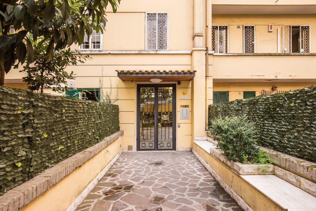 M&l - Caracalla Holiday Apartment